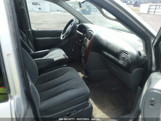 2005 CHRYSLER TOWN & COUNTRY LX VIN: 2C4GP44R75R459971