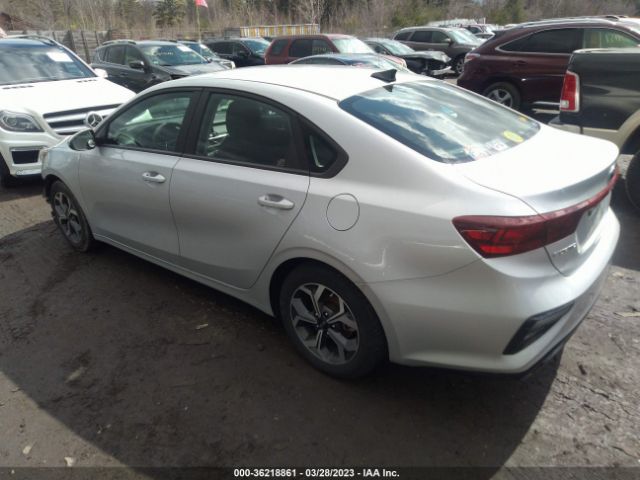 3KPF24AD9LE245212 KIA Forte Lxs