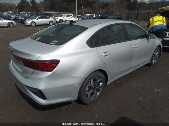 3KPF24AD9LE245212 KIA Forte Lxs