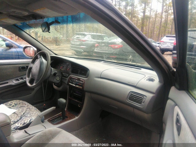 2001 NISSAN ALTIMA GXE VIN: 1N4DL01D61C240461