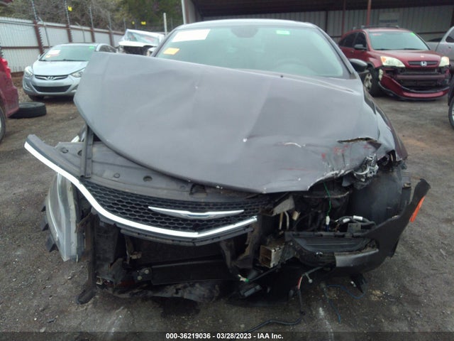 Chrysler 200 Limited 2015 1C3CCCAB4FN562912 Image 8
