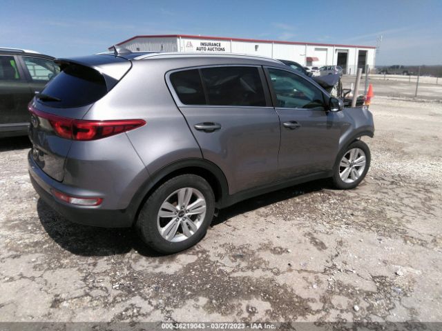 KNDPMCAC8H7264504 KIA Sportage Lx