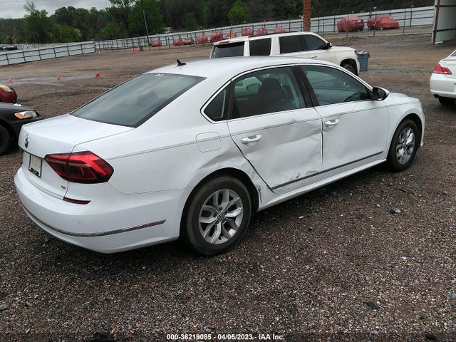 Volkswagen Passat 1.8t S 2017 1VWAT7A39HC052943 Image 6