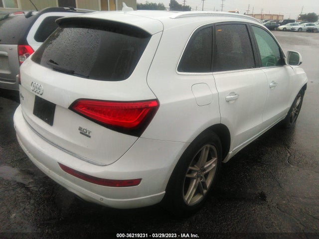 WA1LFAFP3FA070420 Audi Q5 Premium Plus