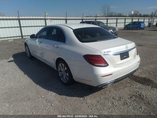 WDDZF4KB5HA160415 Mercedes-Benz E-class E 300