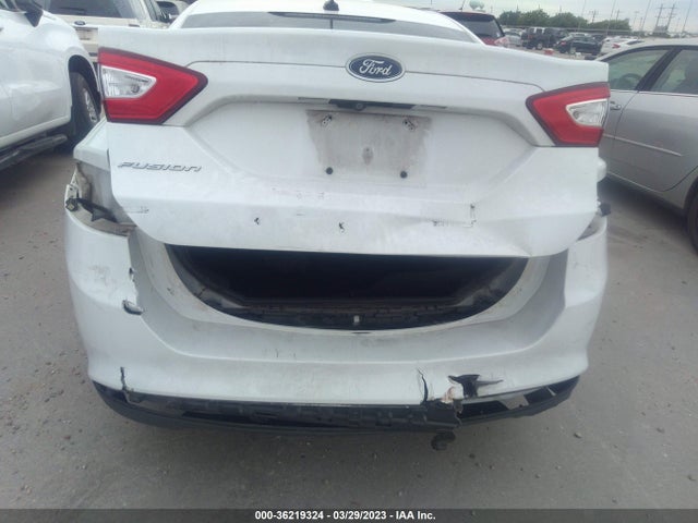 Ford FUSION S 2016 3FA6P0G72GR324236 Image 8