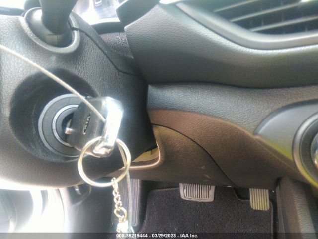 3KPF24AD7LE236847 KIA Forte Lxs