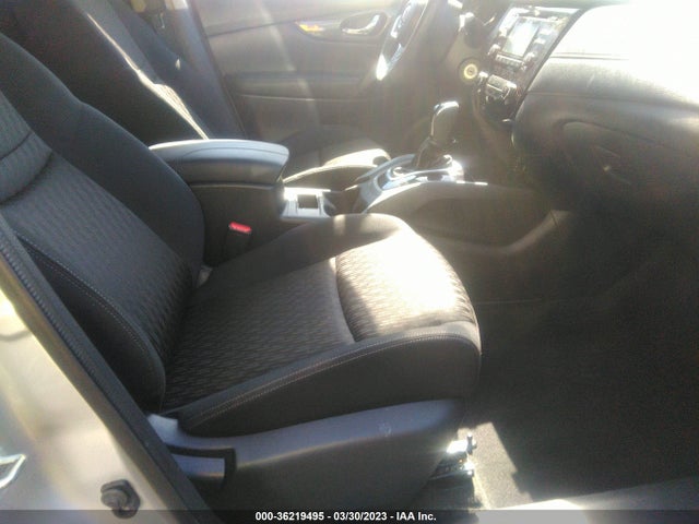 2017 NISSAN ROGUE S VIN: KNMAT2MV5HP512661