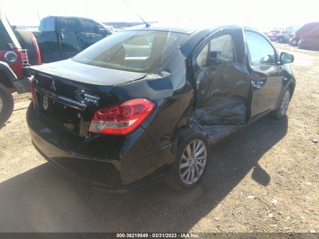 ML32F3FJ1JHF14554 Mitsubishi Mirage G4 Es