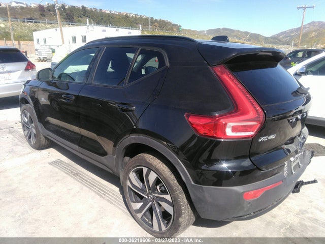 2023 Volvo XC40, VIN: YV4L12UMXP2983574