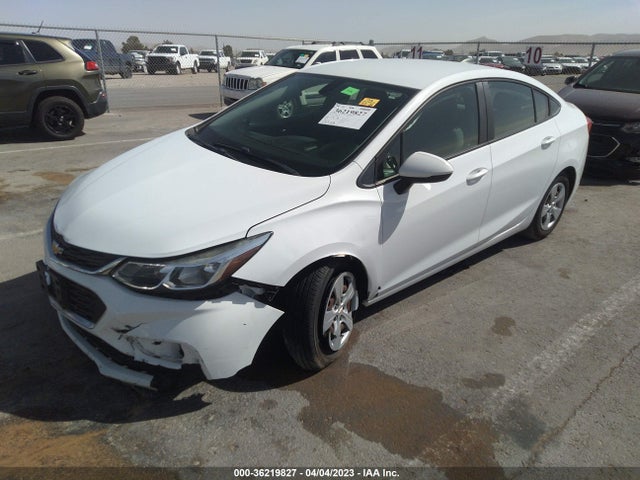 Chevrolet CRUZE LS 2018 1G1BC5SMXJ7244656 Image 2