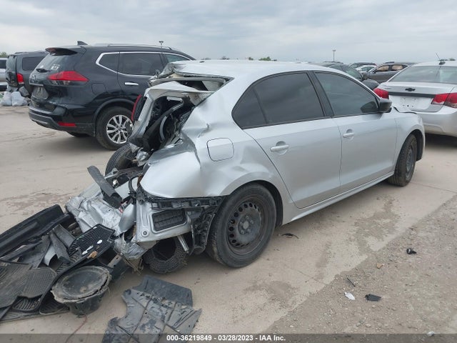 3VW267AJ7GM305670 Volkswagen Jetta Sedan 1.4t S
