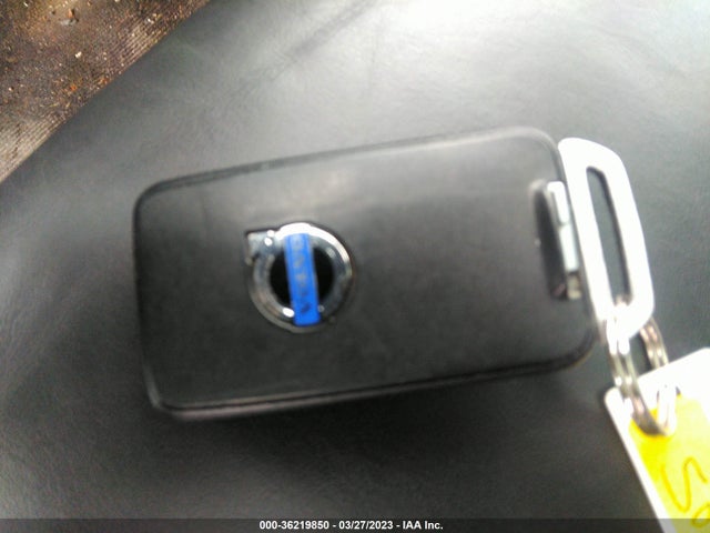 2015 Volvo XC60, VIN: YV4902RS0F2739578