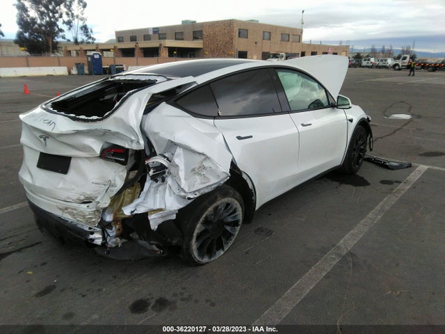 Tesla Model Y Long Range 2021 5YJYGDEEXMF095586 Image 5