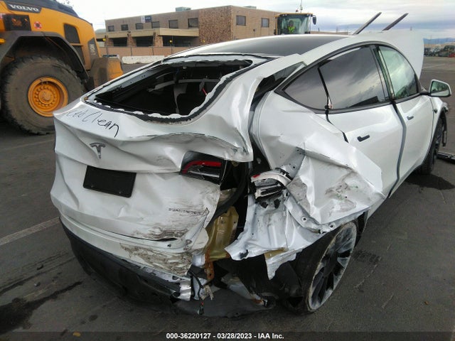 Tesla Model Y Long Range 2021 5YJYGDEEXMF095586 Image 7