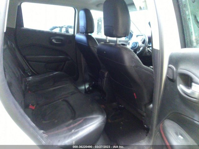 3C4NJDDB7JT115446 Jeep Compass Trailhawk