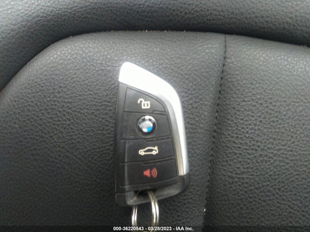 2017 BMW X1, VIN: WBXHT3C33H5F78096