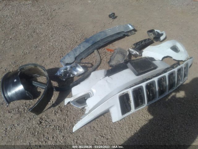 1C4RJFAG8EC521377 Jeep Grand Cherokee Laredo