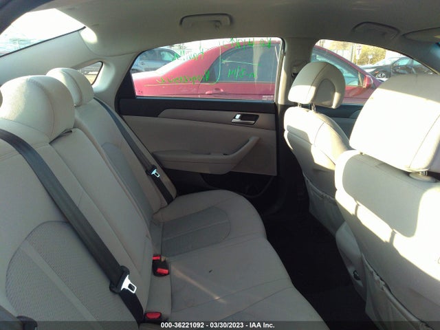 2016 HYUNDAI SONATA 2.4L SE VIN: 5NPE24AF5GH300379