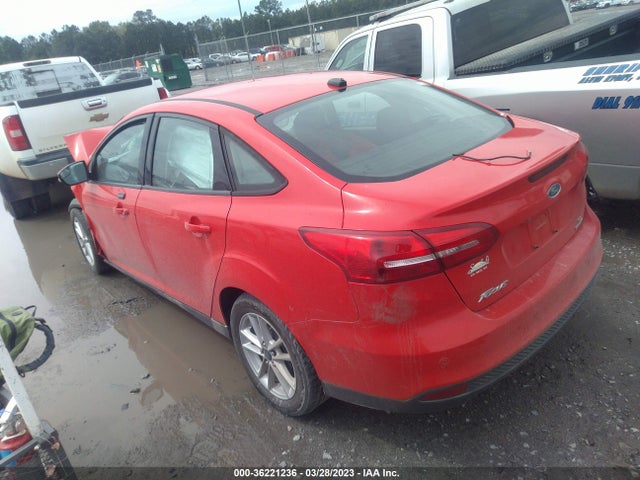 Ford FOCUS SE 2015 1FADP3F27FL209241 Image 4