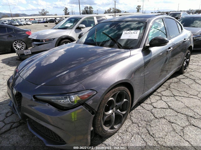ZARFAECN1J7595418 Alfa Romeo Giulia Ti Sport