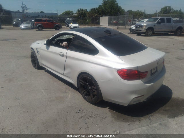BMW M4 2016 WBS3R9C5XGK338043 Image 4