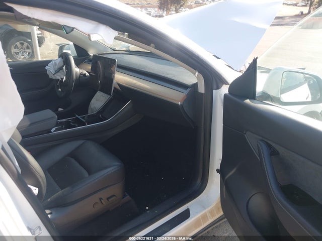 2020 TESLA MODEL Y 5YJYGDEE1LF033931 Photo 4