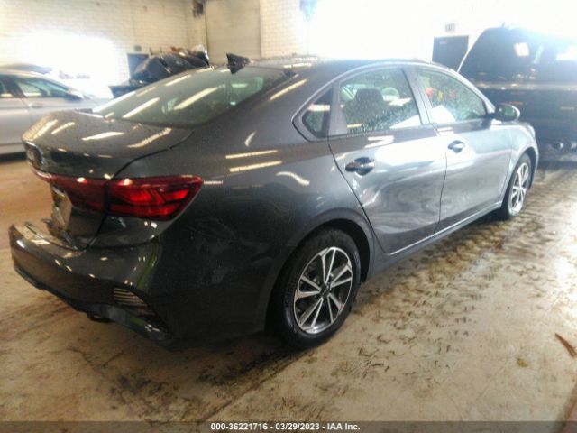 3KPF24AD7PE557034 KIA Forte Lxs