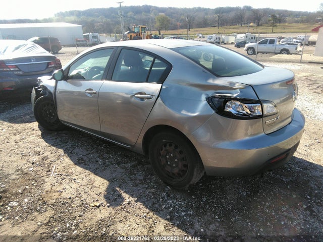 2010 MAZDA MAZDA3 I SPORT VIN: JM1BL1SF8A1306303