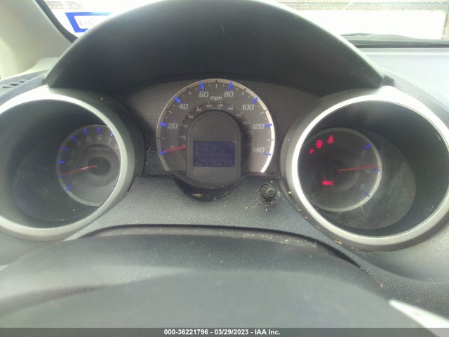 2013 HONDA FIT VIN: JHMGE8H33DC054294