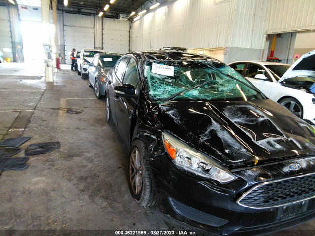 Ford FOCUS SE 2017 1FADP3F27HL230769 Image 6