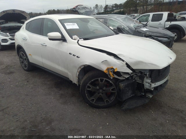 2018 Maserati Levante, VIN: ZN661XUA8JX274220