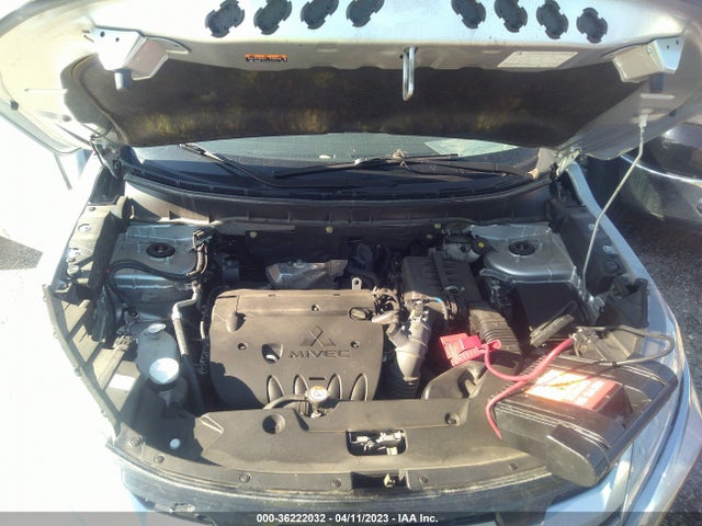 JA4APVAU8MU013313 Mitsubishi Outlander Sport Se