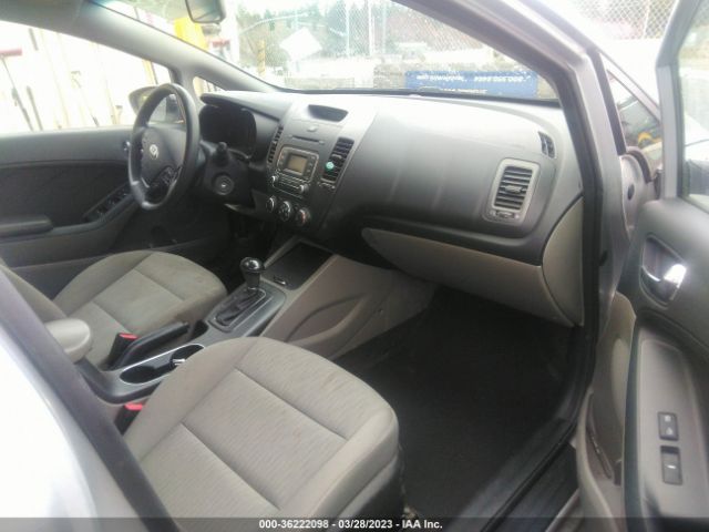 KNAFK4A62G5554469 KIA FORTE LX
