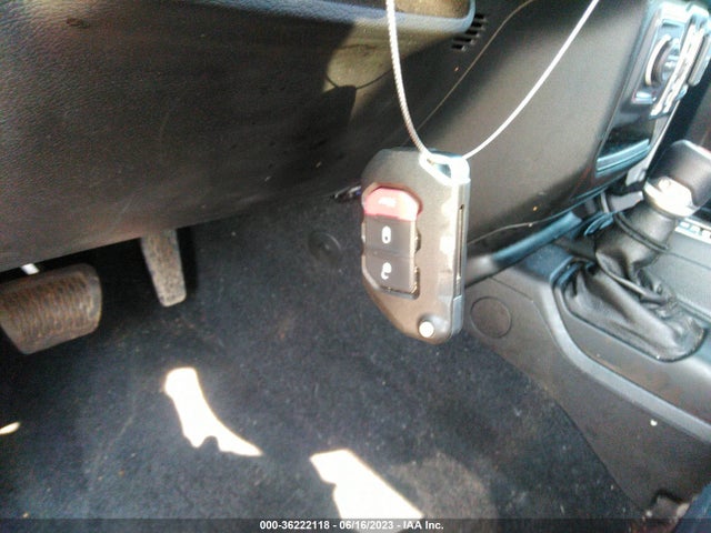 1C4HJXDM1MW665000 Jeep Wrangler Unlimited Sport S
