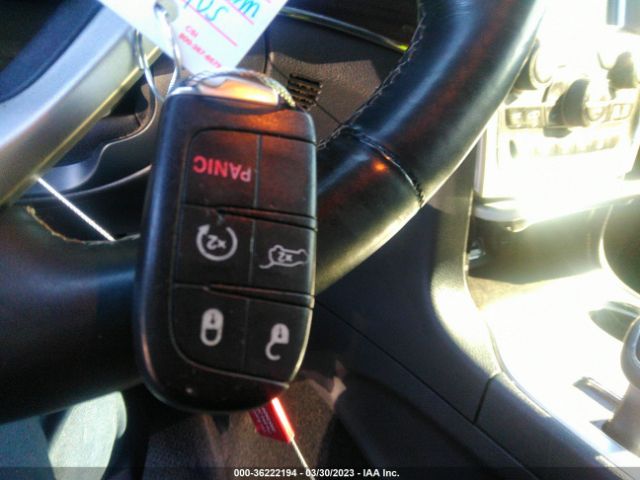 1C4RJFCTXEC402482 Jeep Grand Cherokee Overland