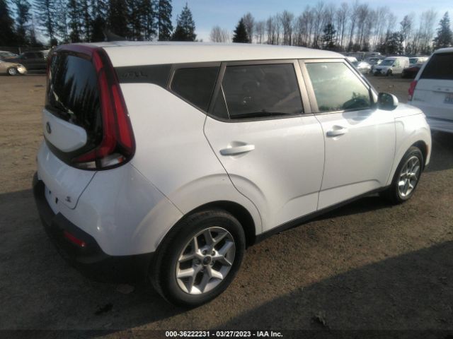 KNDJ23AU8L7028111 KIA SOUL S