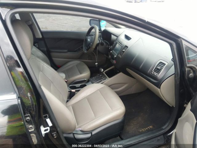 KNAFZ4A8XE5061634 KIA FORTE EX