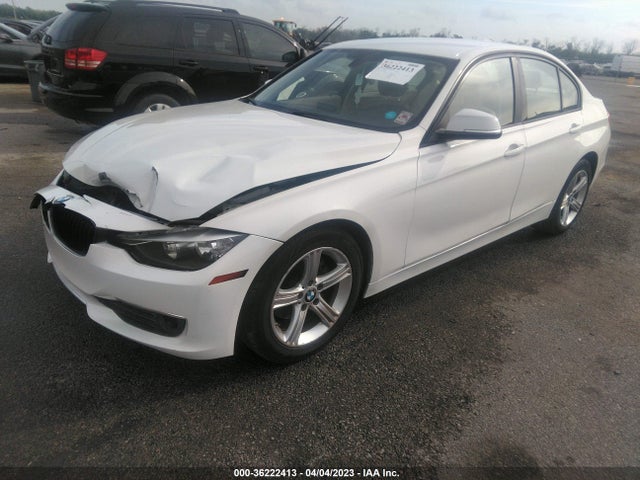 BMW 3 Series 320i 2015 WBA3B1G54FNT64834 Image 2