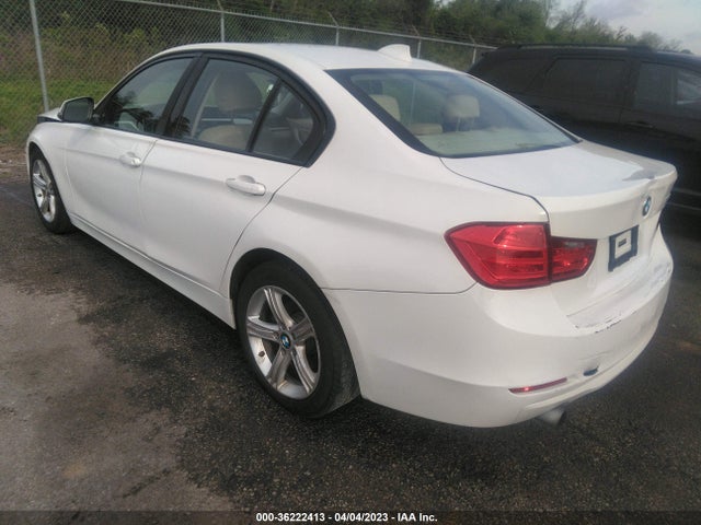 BMW 3 Series 320i 2015 WBA3B1G54FNT64834 Image 3