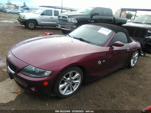 2005 BMW Z4 2.5I VIN: 4USBT33585LS57500