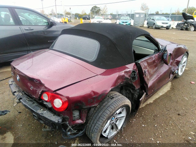 2005 BMW Z4 2.5I VIN: 4USBT33585LS57500