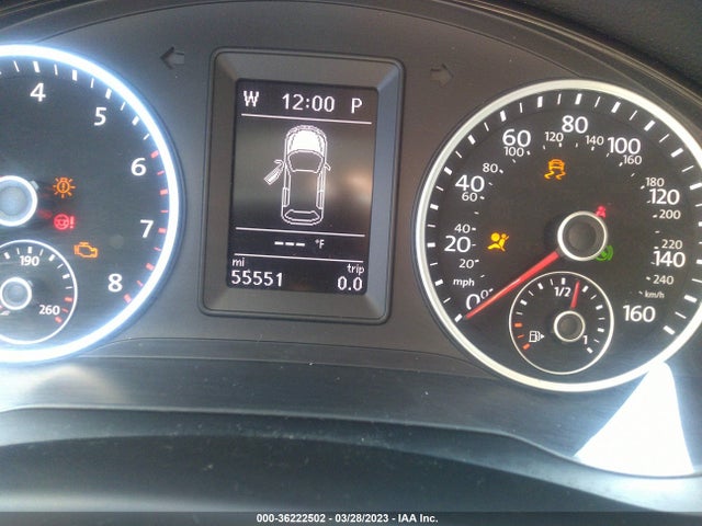 WVGRV7AX3HK003399 Volkswagen Tiguan Wolfsburg Edition