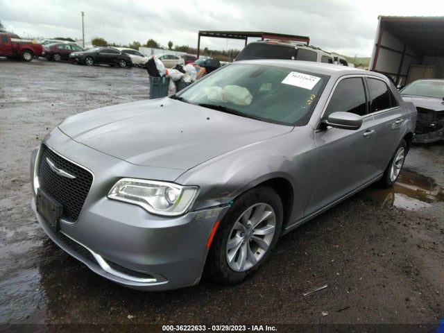 2C3CCAAG8FH802133 Chrysler 300 Limited