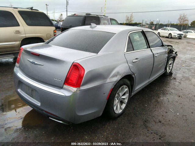 2C3CCAAG8FH802133 Chrysler 300 Limited