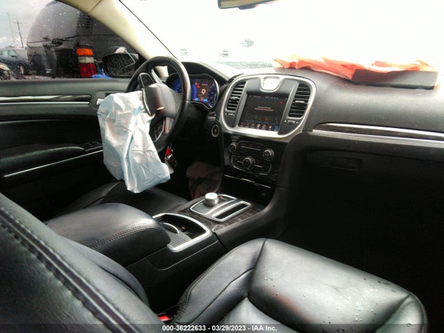 2C3CCAAG8FH802133 Chrysler 300 Limited