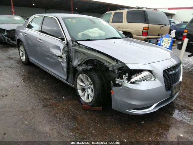 2C3CCAAG8FH802133 Chrysler 300 Limited