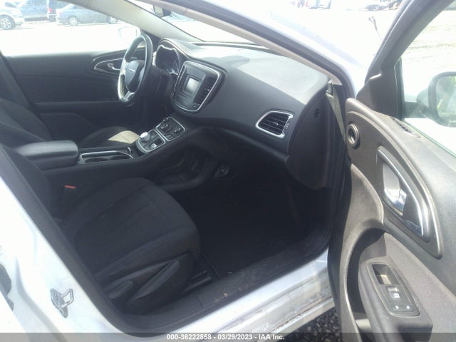 Chrysler 200 Limited 2015 1C3CCCAB3FN660880 Image 6