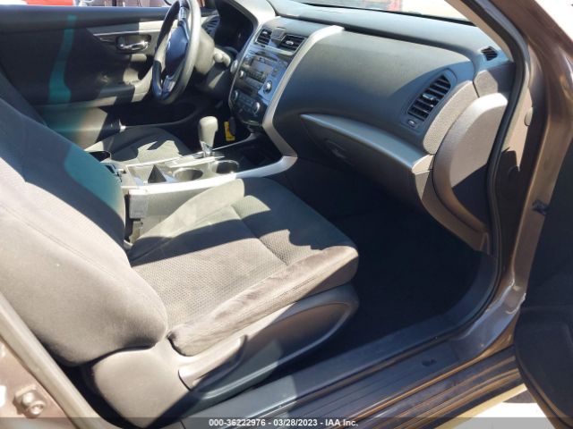 1N4AL3AP3EC315766 Nissan Altima 2.5 S