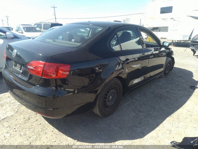 3VW2K7AJ3EM333698 Volkswagen Jetta Sedan S